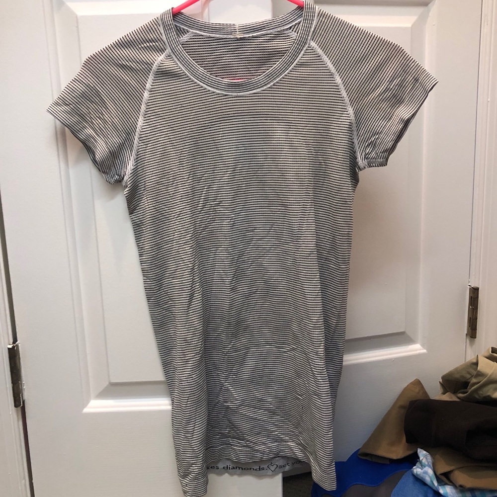 Lululemon Swiftly Tech T shirt